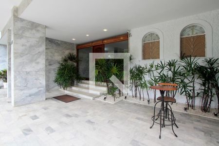 Apartamento para alugar com 174m², 3 quartos e 2 vagasEntrada