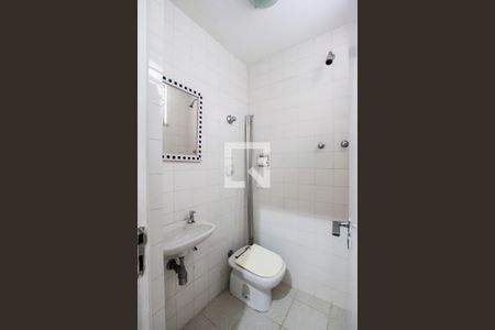 Apartamento para alugar com 174m², 3 quartos e 2 vagasBanheiro de serviço