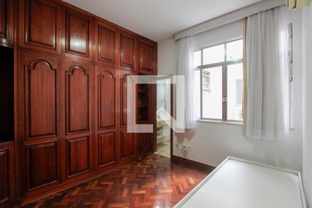 Apartamento para alugar com 174m², 3 quartos e 2 vagasQuarto 1 suíte