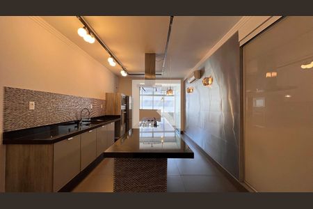 Apartamento à venda com 174m², 3 quartos e 1 vagaCozinha