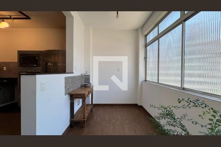 Apartamento à venda com 174m², 3 quartos e 1 vagaCopa