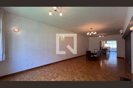 Sala de apartamento à venda com 3 quartos, 174m² em Paraíso, São Paulo