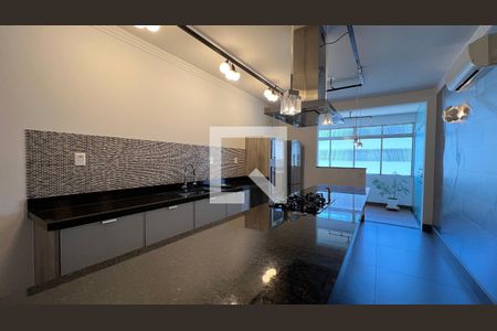 Apartamento à venda com 174m², 3 quartos e 1 vagaCozinha