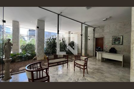 Apartamento à venda com 174m², 3 quartos e 1 vagaHall de entrada