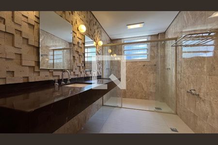 Apartamento à venda com 174m², 3 quartos e 1 vagaBanheiro da Suíte