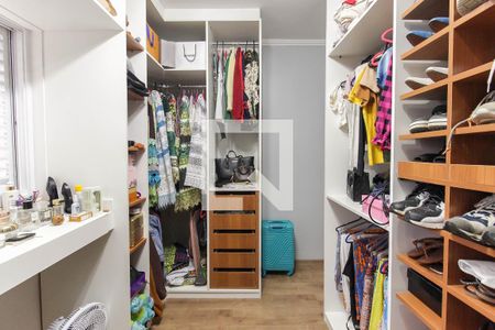Casa para alugar com 125m², 3 quartos e 3 vagas Casa para alugar com 125m², 3 quartos e 3 vagasCloset