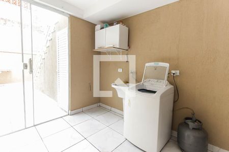 Casa para alugar com 125m², 3 quartos e 3 vagas Casa para alugar com 125m², 3 quartos e 3 vagasÁrea de Serviço