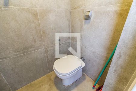 Apartamento para alugar com 105m², 1 quarto e 1 vagaÁrea de Serviço - Banheiro de Serviço