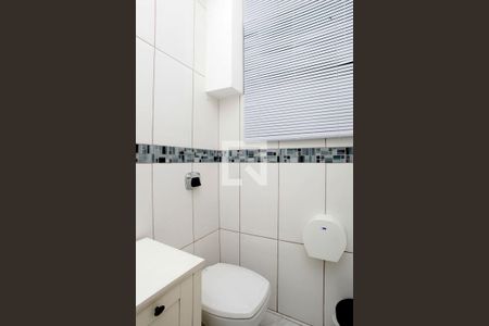 Apartamento à venda com 78m², 3 quartos e sem vagaBanheiro 