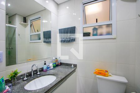 Apartamento à venda com 58m², 3 quartos e 1 vaga Apartamento à venda com 58m², 3 quartos e 1 vagaBanheiro