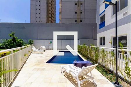 Apartamento à venda com 27m², 1 quarto e sem vagaÁrea comum - Piscina