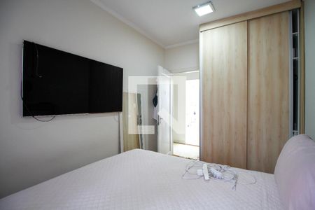 Casa à venda com 223m², 4 quartos e 2 vagas Casa à venda com 223m², 4 quartos e 2 vagasQuarto 2