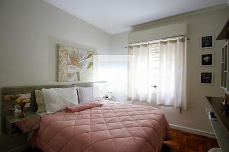 Casa à venda com 223m², 4 quartos e 2 vagas Casa à venda com 223m², 4 quartos e 2 vagasQuarto 3