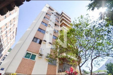 Apartamento à venda com 100m², 2 quartos e 1 vagaFachada
