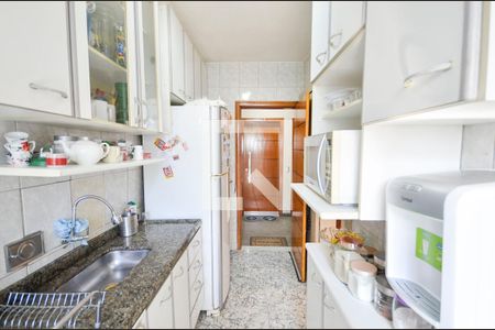 Apartamento à venda com 100m², 2 quartos e 1 vagaCozinha