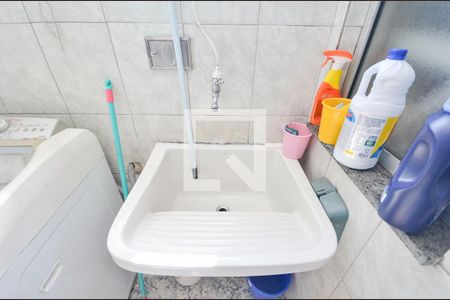 Apartamento à venda com 100m², 2 quartos e 1 vagaÁrea de Serviço