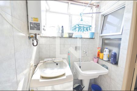 Apartamento à venda com 100m², 2 quartos e 1 vagaÁrea de Serviço