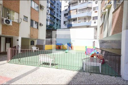 Apartamento à venda com 100m², 2 quartos e 1 vagaÁrea comum - Playground