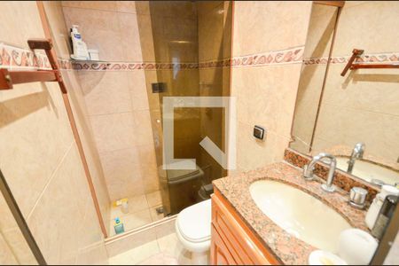 Apartamento à venda com 100m², 2 quartos e 1 vagaBanheiro Social