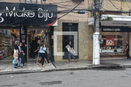 Apartamento à venda com 44m², 1 quarto e sem vagaFachada