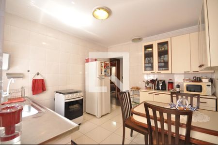 Casa à venda com 712m², 5 quartos e 6 vagasCozinha