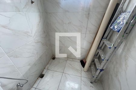 Casa para alugar com 30m², 1 quarto e sem vagaBanheiro