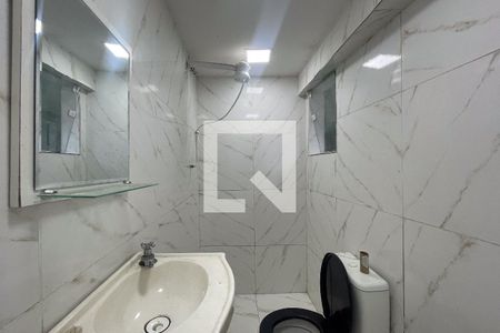 Casa para alugar com 30m², 1 quarto e sem vagaBanheiro