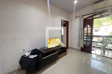 Casa para alugar com 65m², 2 quartos e 1 vagaSala
