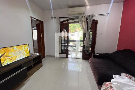 Casa para alugar com 65m², 2 quartos e 1 vagaSala
