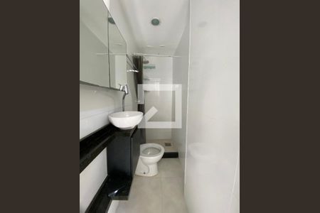 Apartamento à venda com 160m², 3 quartos e 2 vagas Apartamento à venda com 160m², 3 quartos e 2 vagasBanheiro de serviço