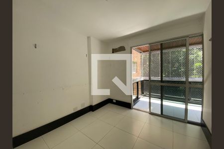 Apartamento à venda com 160m², 3 quartos e 2 vagas Apartamento à venda com 160m², 3 quartos e 2 vagasQuarto 3