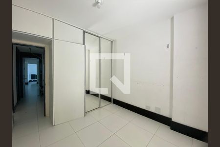 Apartamento à venda com 160m², 3 quartos e 2 vagas Apartamento à venda com 160m², 3 quartos e 2 vagasQuarto 3