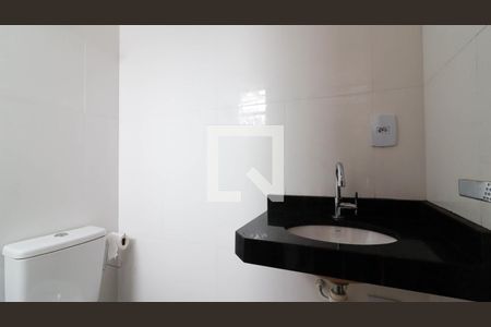 Banheiro de apartamento para alugar com 1 quarto, 37m² em Parque Artur Alvim, São Paulo