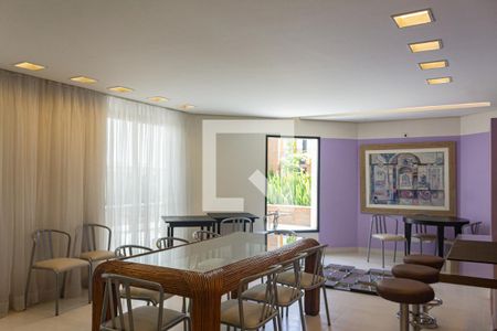 Apartamento à venda com 190m², 3 quartos e 3 vagasÁrea comum - Salão de festas