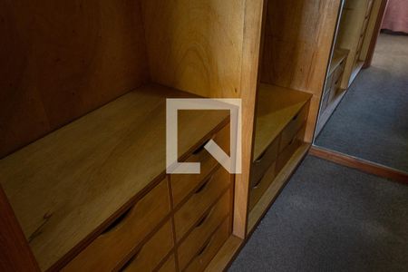 Apartamento à venda com 190m², 3 quartos e 3 vagasCloset da suíte 3