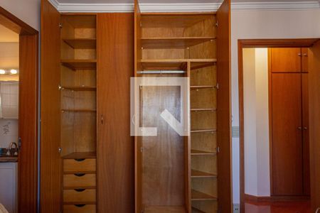 Apartamento à venda com 190m², 3 quartos e 3 vagasSuíte 2