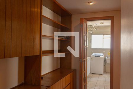 Apartamento à venda com 190m², 3 quartos e 3 vagasHall