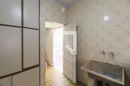 Casa à venda com 200m², 4 quartos e 2 vagas Casa à venda com 200m², 4 quartos e 2 vagasÁrea de Serviço