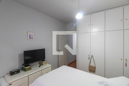 Casa à venda com 200m², 4 quartos e 2 vagas Casa à venda com 200m², 4 quartos e 2 vagasQuarto 1