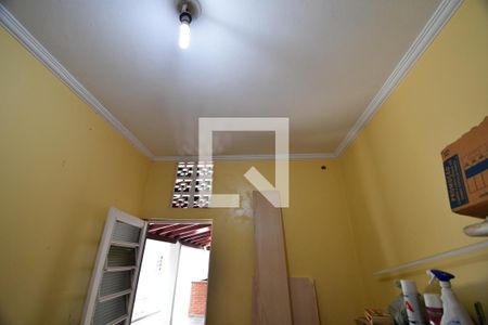 Casa à venda com 263m², 3 quartos e 6 vagasQuarto de Serviço