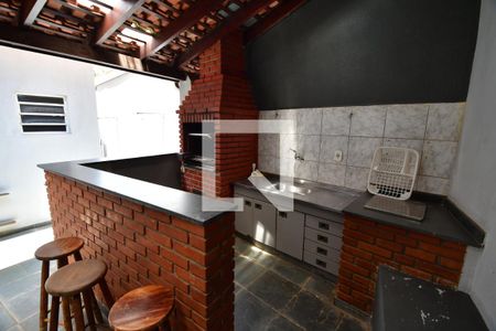 Casa à venda com 263m², 3 quartos e 6 vagasChurrasqueira