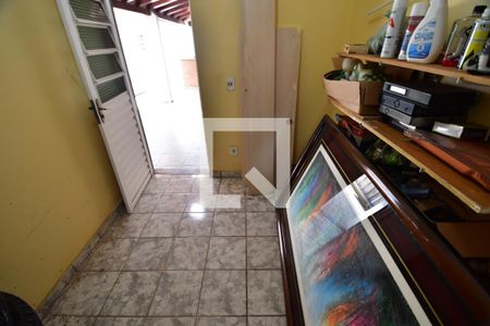 Casa à venda com 263m², 3 quartos e 6 vagasQuarto de Serviço