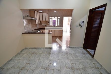 Casa à venda com 263m², 3 quartos e 6 vagasCozinha