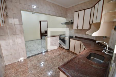 Casa à venda com 263m², 3 quartos e 6 vagasCozinha