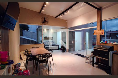 Casa para alugar com 350m², 4 quartos e 1 vagaterraço