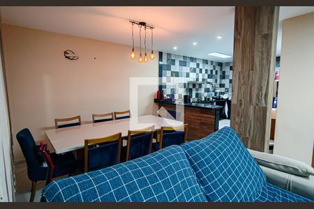 Casa para alugar com 350m², 4 quartos e 1 vagasala