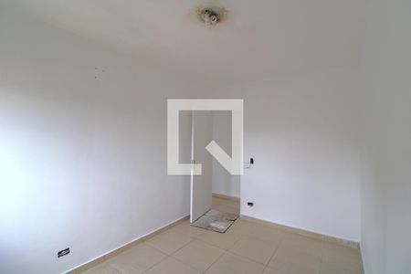 Casa de condomínio à venda com 105m², 3 quartos e 2 vagasSuíte