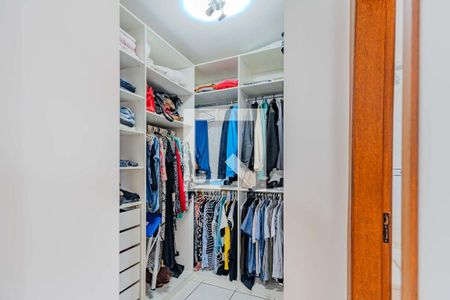 Casa à venda com 180m², 3 quartos e 3 vagasQuarto 1