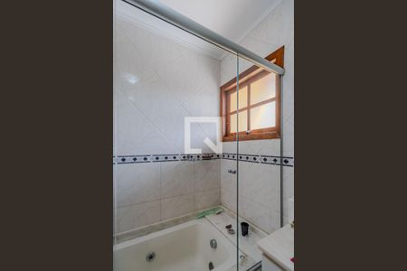 Casa à venda com 180m², 3 quartos e 3 vagasBanheiro do Quarto 1