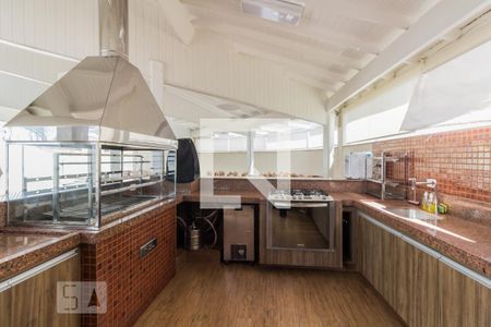 Apartamento à venda com 200m², 3 quartos e 4 vagas Apartamento à venda com 200m², 3 quartos e 4 vagasÁrea comum - Churrasqueira